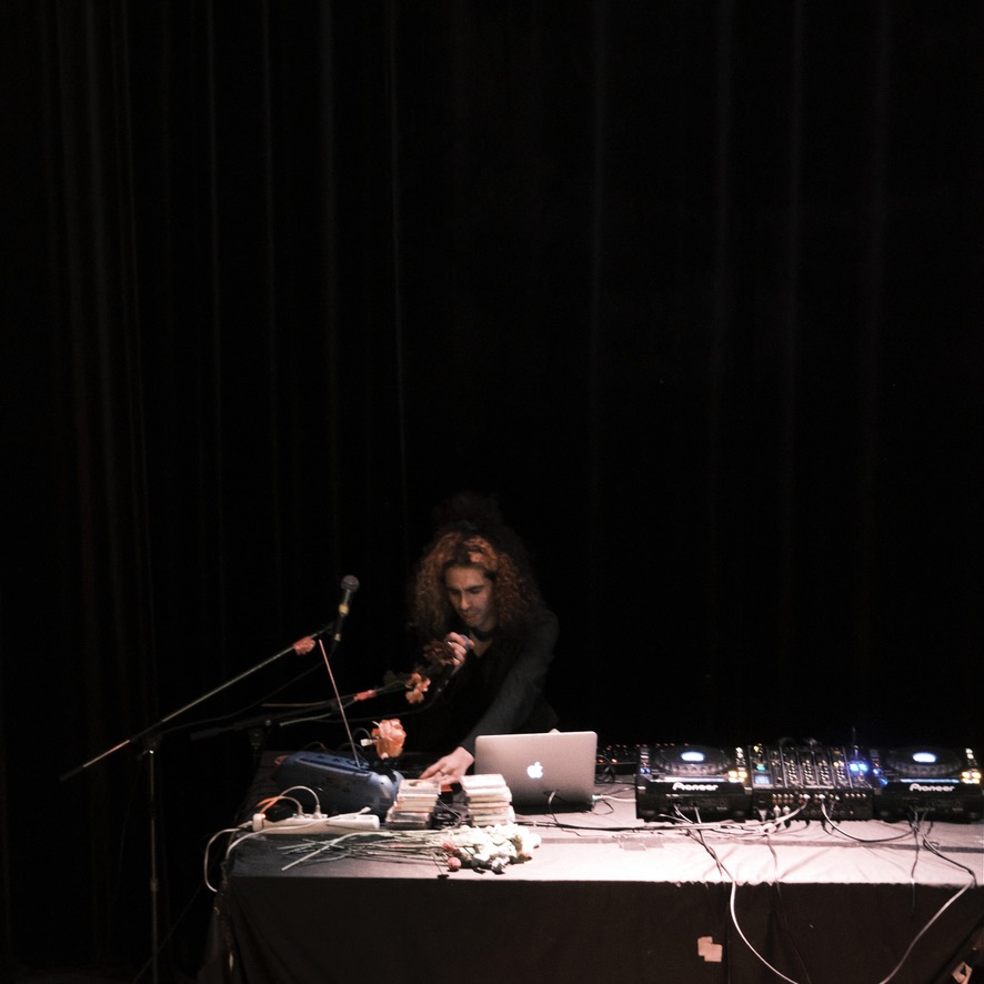 LENS LIVE #4