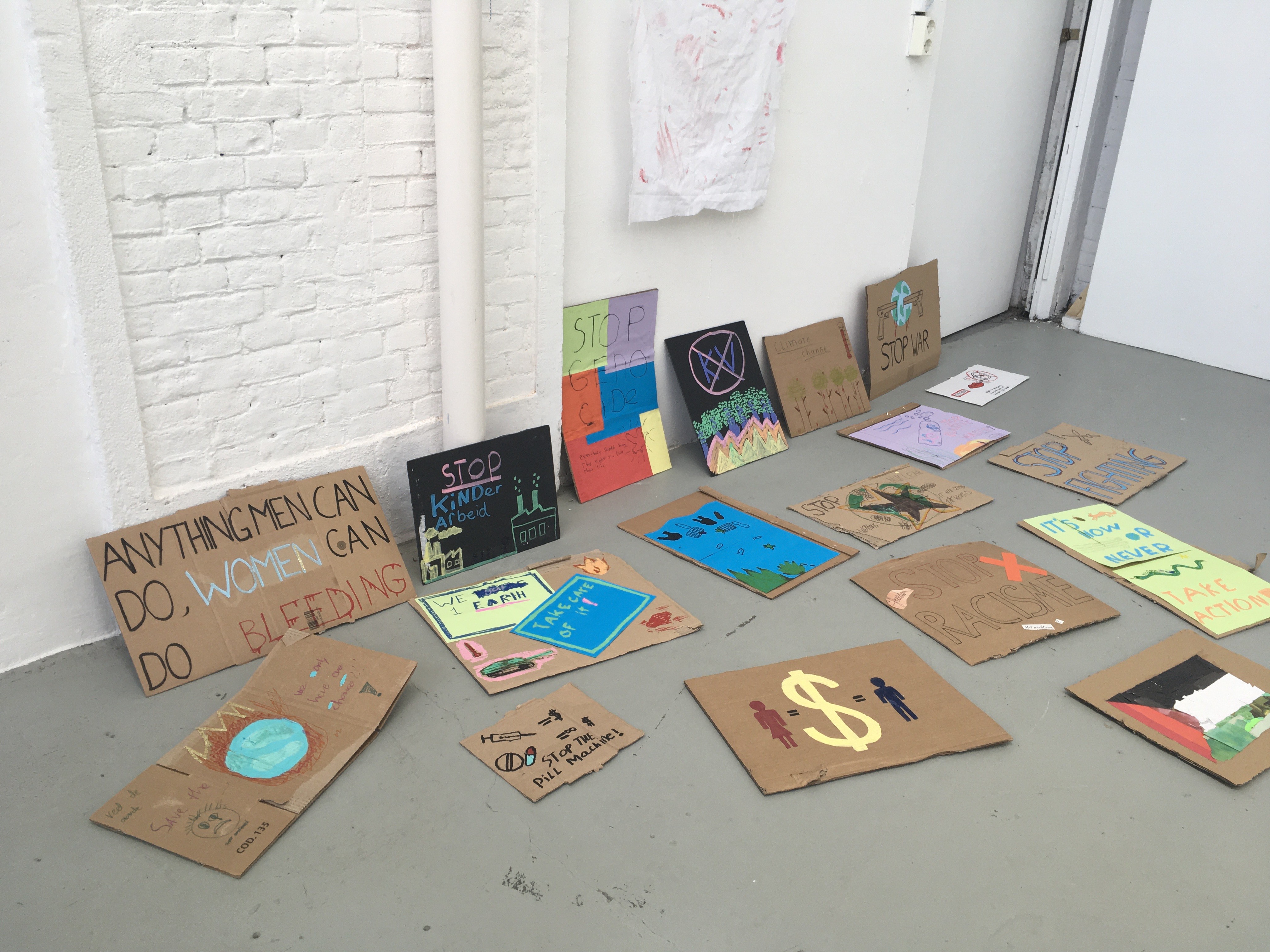 POST on Sunday / Protest!