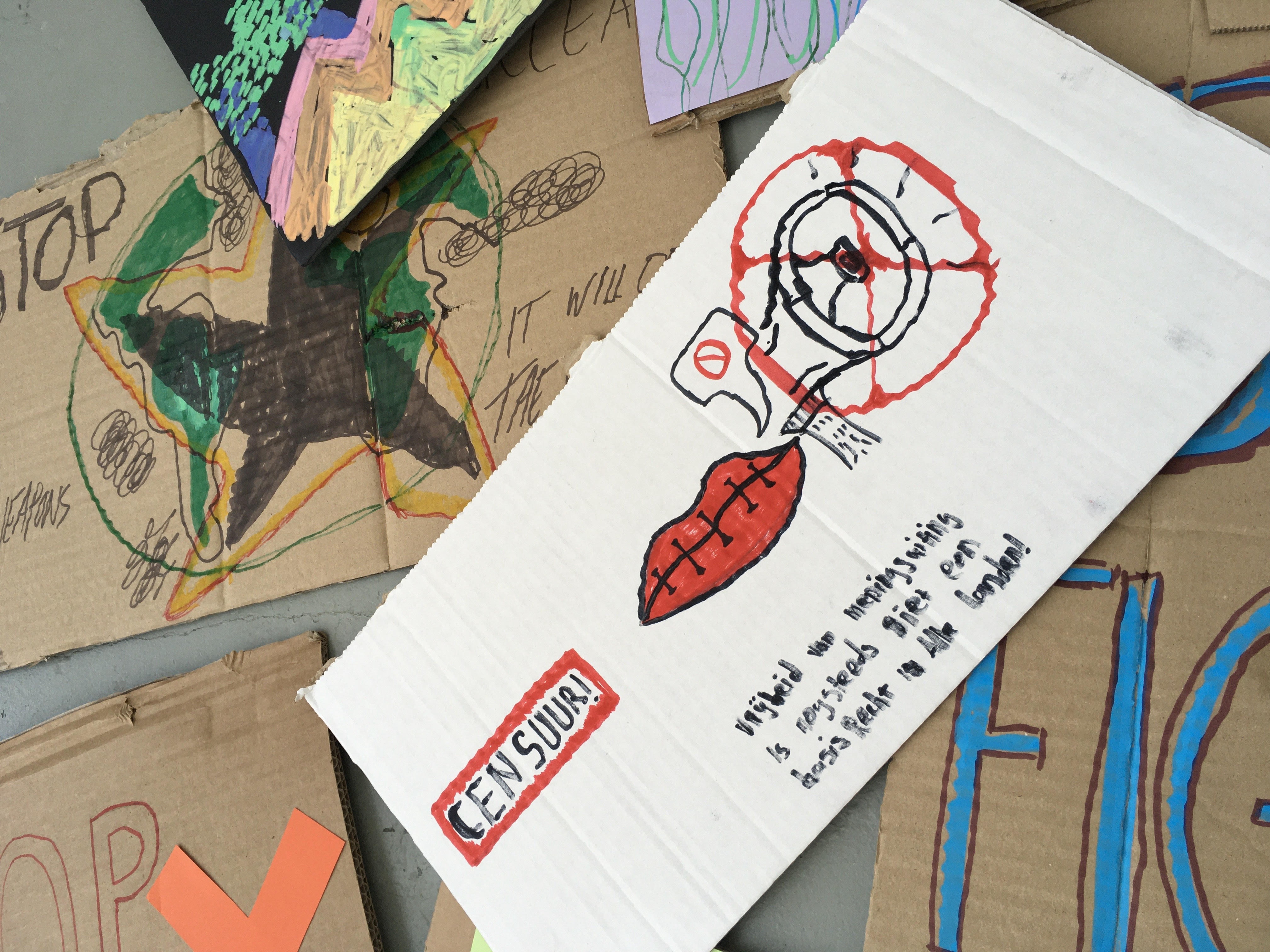 POST on Sunday / Protest!